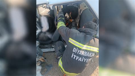 Diyarbakırda kamyon ile otomobil çarpıştı dedetorun öldü 1 yaralı